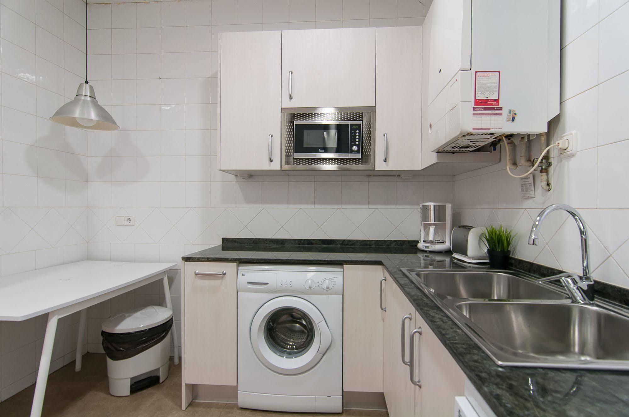 Bbarcelona Apartments Gaudi Avenue Flats Dış mekan fotoğraf